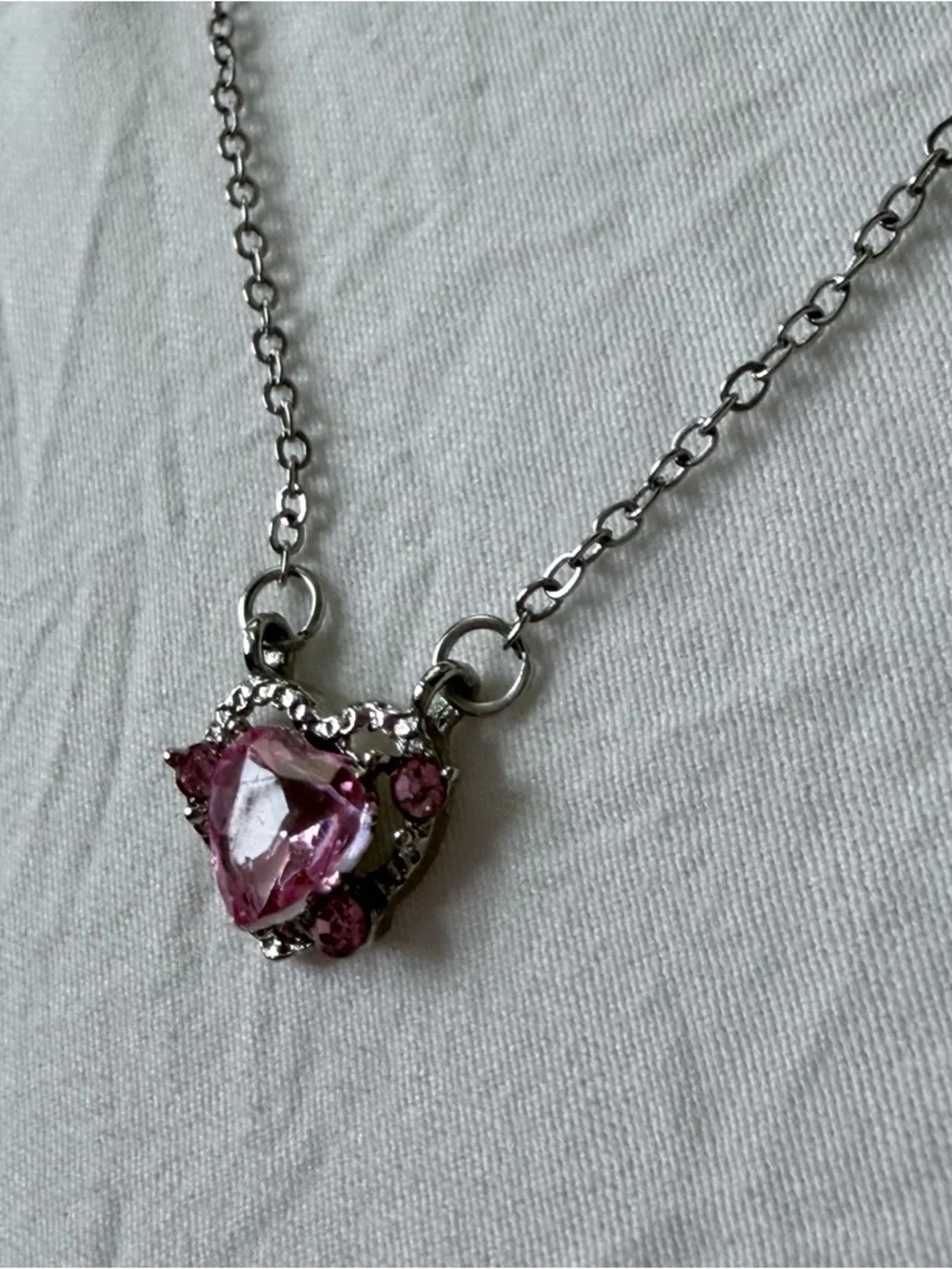 Brand New Y2K Magic Fairytale Silver Diamond Pink Heart Charm Pendant Necklace
